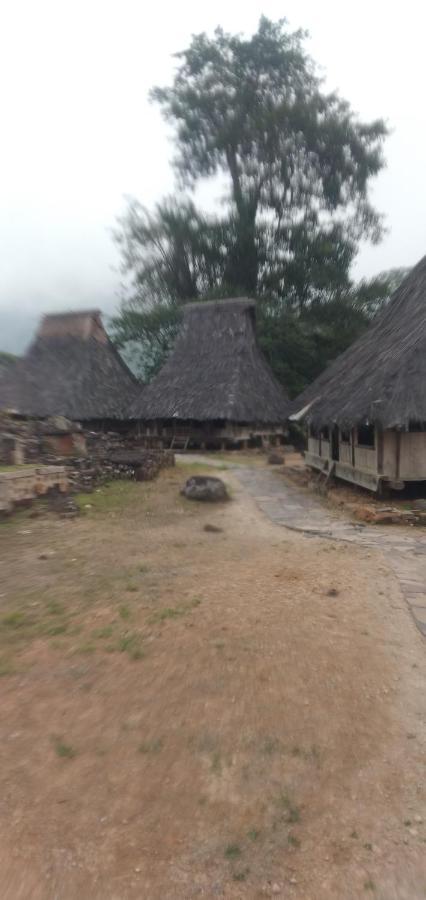Hidayah Homestay Kelimutu Zewnętrze zdjęcie