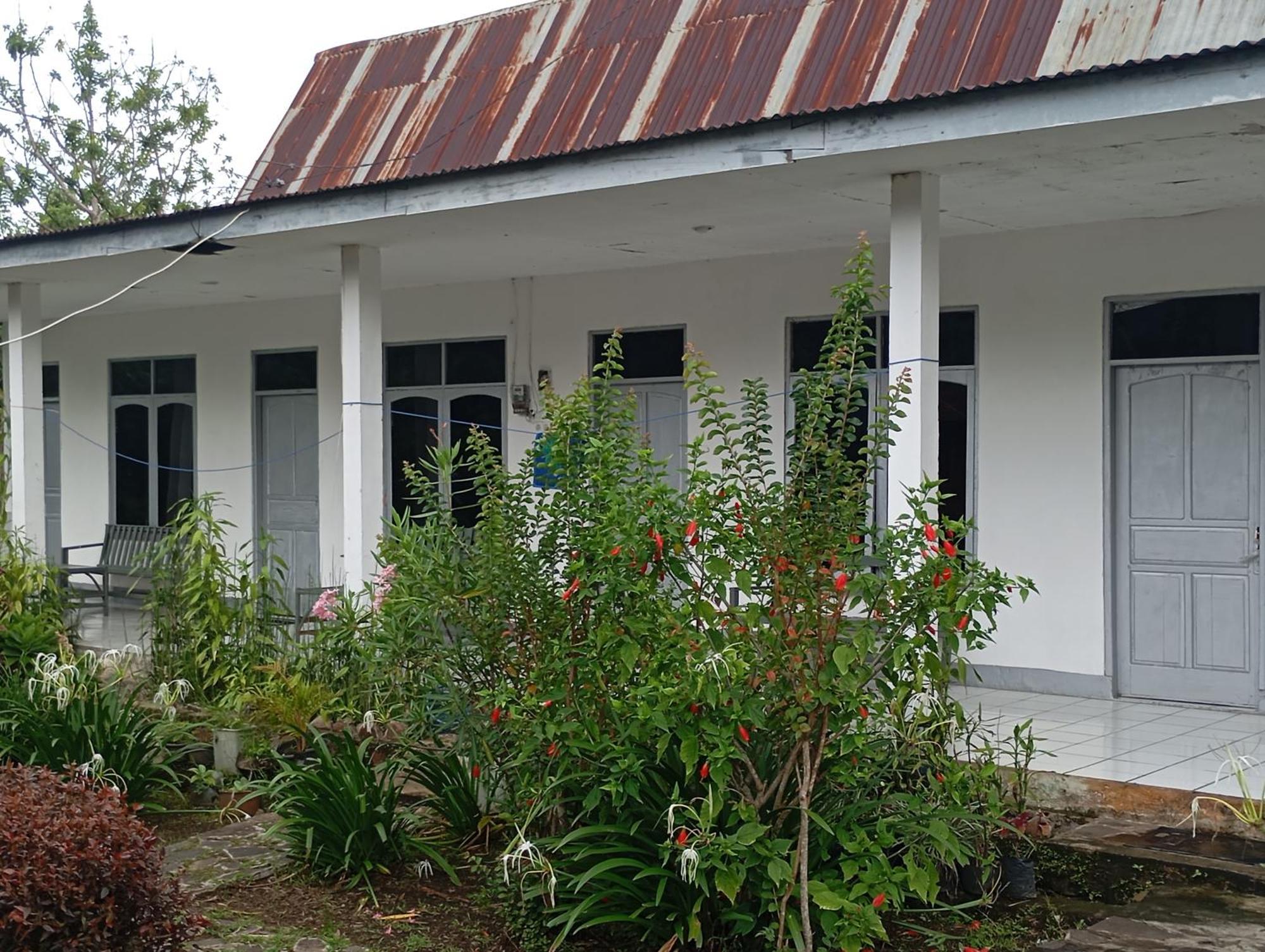 Hidayah Homestay Kelimutu Zewnętrze zdjęcie