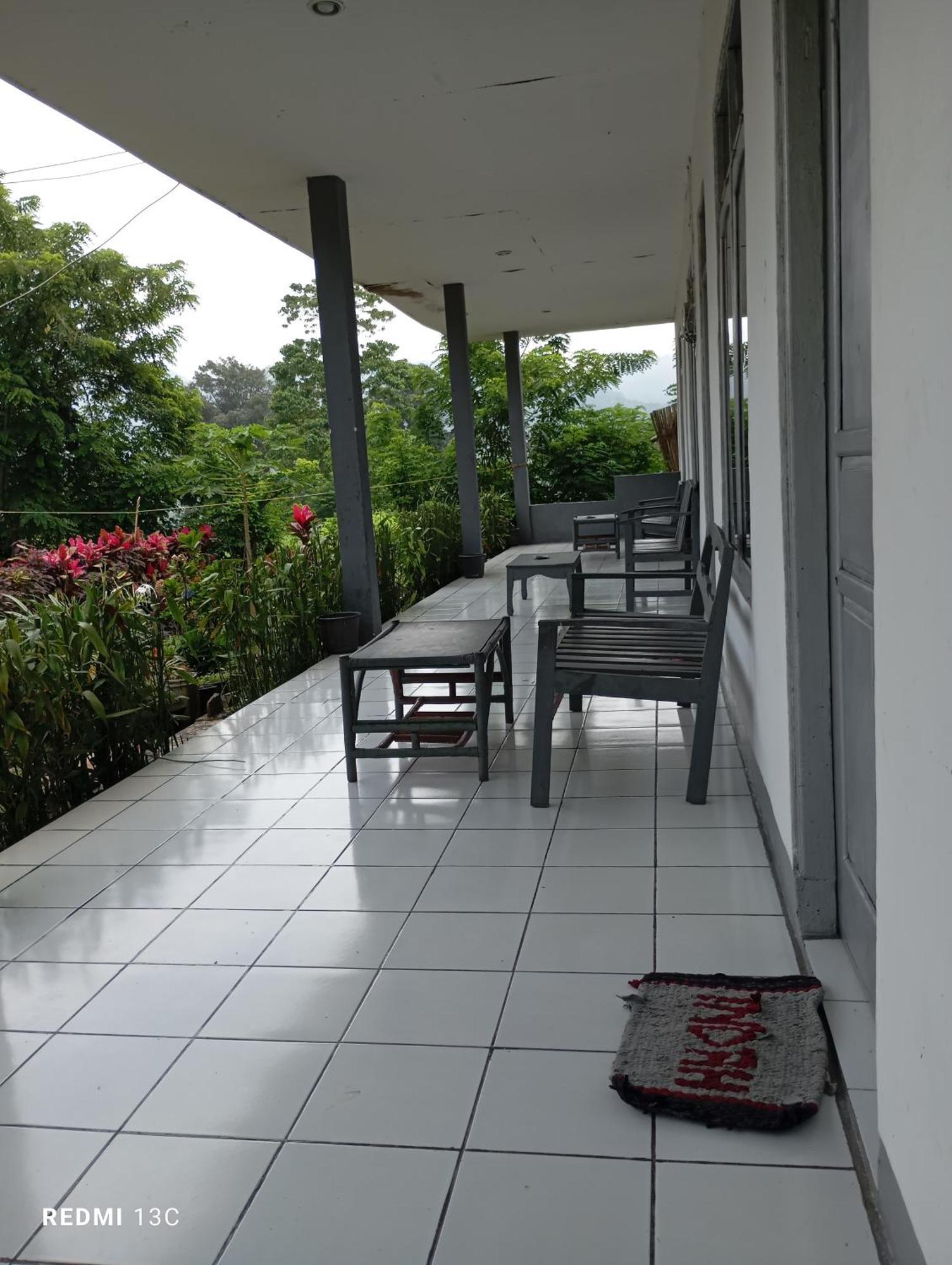 Hidayah Homestay Kelimutu Zewnętrze zdjęcie